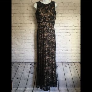 WOMENS EVENING GOWN 👗